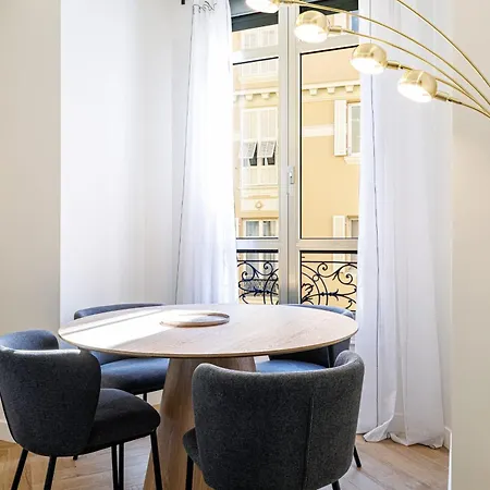 아파트 Beautiful 1 Bedroom 50M From Monaco *