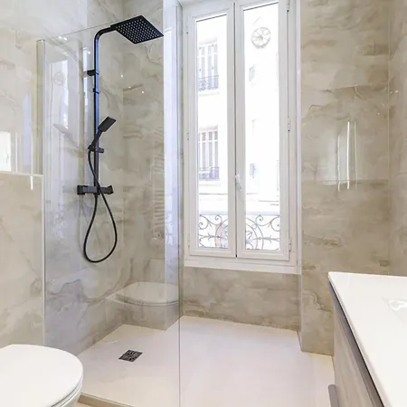 Modern 1 Bedroom 50m From Monaco Lejlighed