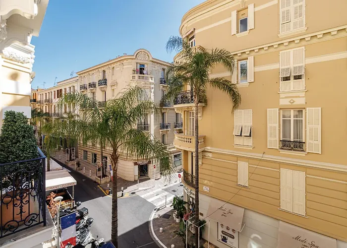 Appartement 50m De Monaco Centre - Magnifique 2p *